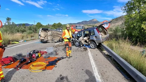Muere una persona en un choque frontal en la CV-35 en el tramo entre Chelva y Calles