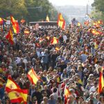 Manifestación en Madrid del 20-O para convocar elecciones, en directo hoy: última hora de la protesta contra Pedro Sánchez