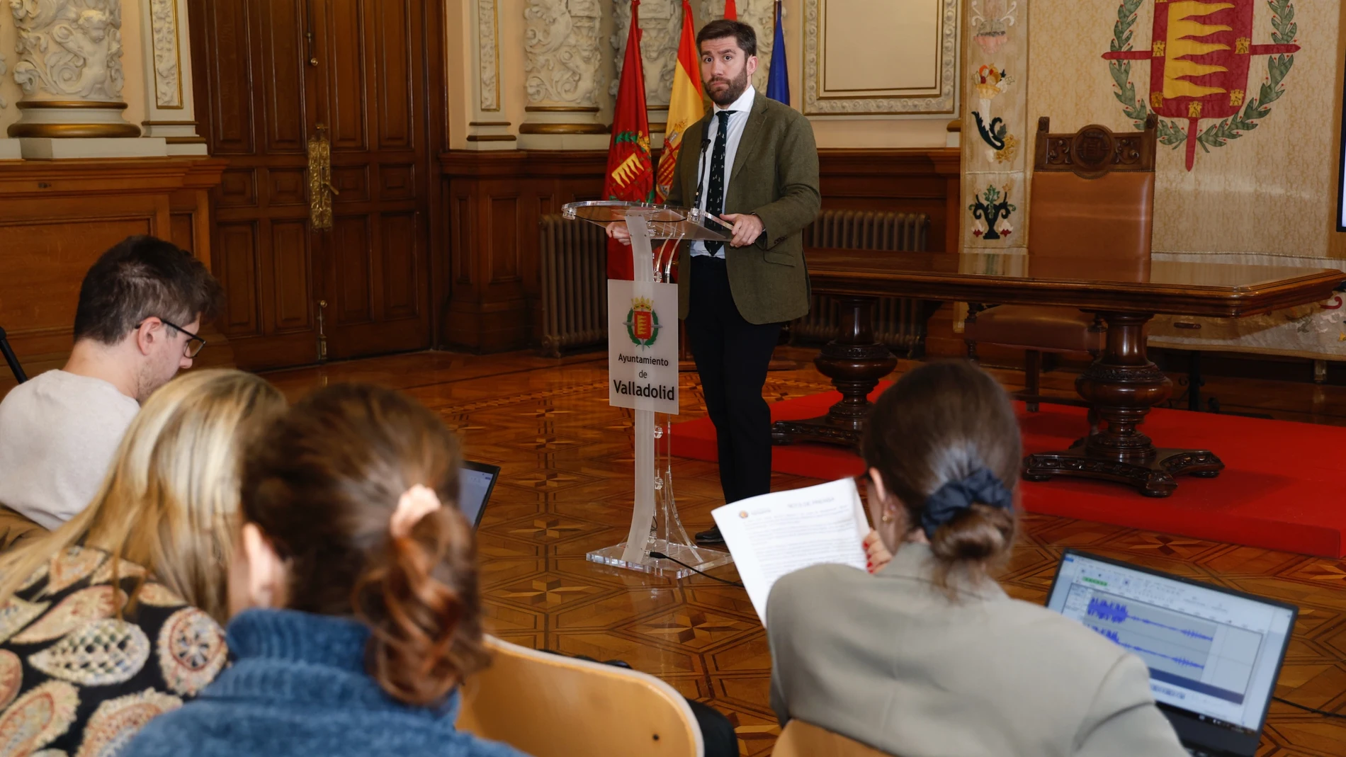 Francisco Blanco presenta la Oferta de Empleo Público del Ayuntamiento de Valladolid