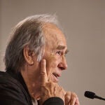 El cantante Joan Manuel Serrat, en Oviedo, donde recogerá este viernes el Premio Princesa de Asturias de las Artes