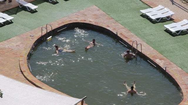 Las piscinas saladas de Aragón que te harán sentir como en el Mar Muerto