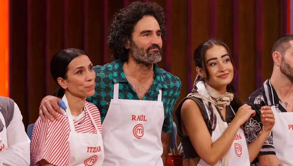 Itziar Miranda, Raúl Gómez y Marina Rivers en 'MasterChef Celebrity'