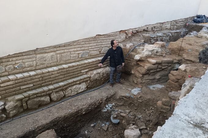 El director de la empresa de arqueología Alqueovalia, Jesús de Haro