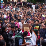 Sepultan en el sureste de México al sacerdote y defensor indígena Marcelo Pérez