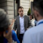 Errejón afirma que la petición de investigar a Ábalos no interpela a Sánchez: Solo atañe al exministro