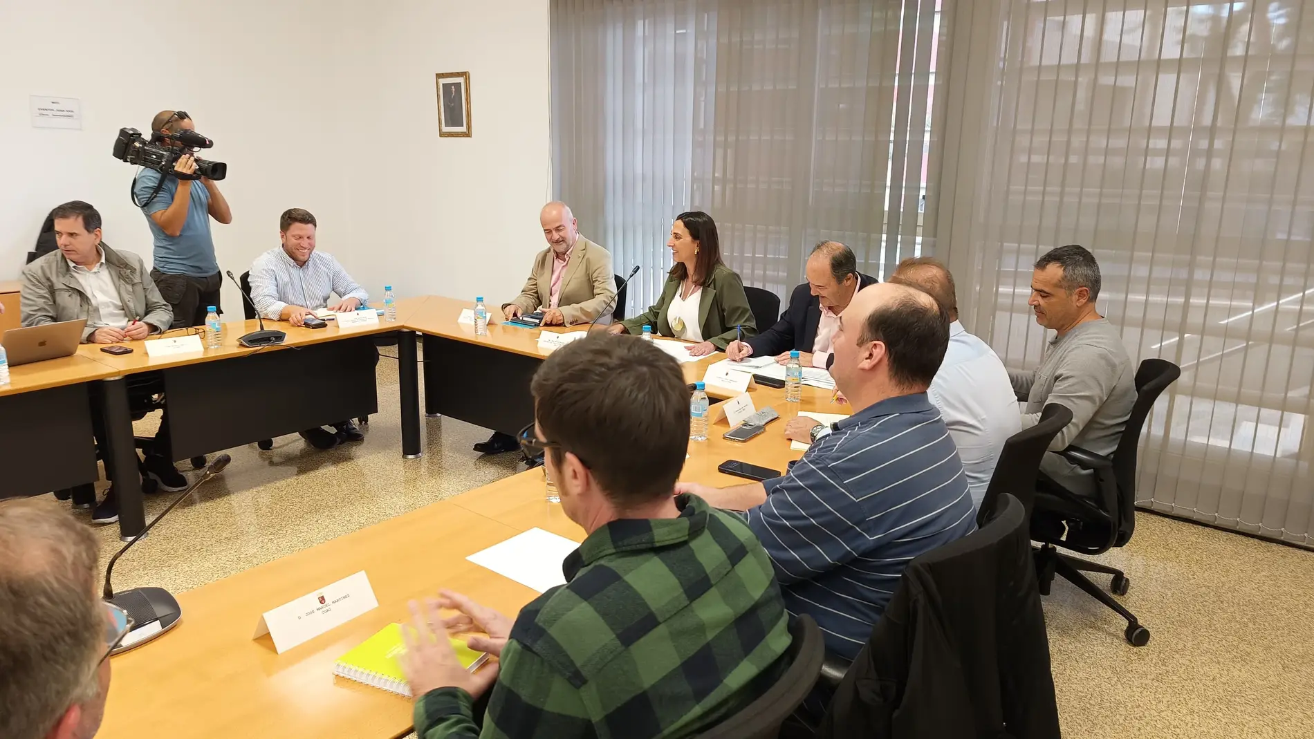 Reunión de la Mesa de Cítricos con la consejera de Agua, Agricultura, Ganadería y Pesca, Sara Rubira