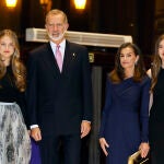 La familia real preside el concierto de los Premios Princesa de Asturias