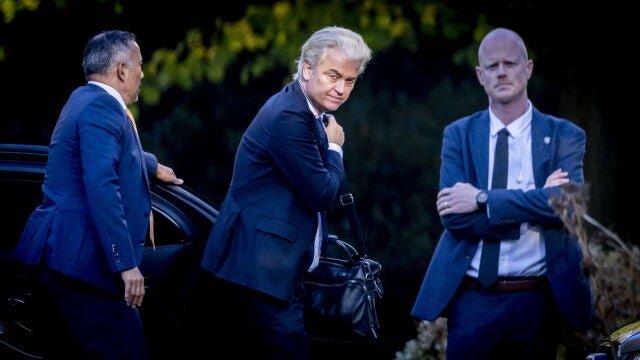 El Gobierno de Países Bajos, liderado por Geert Wilders, ha prometido endurecer su lucha contra la inmigración irregular e ilegal con la creación de la "política de asilo más estricta de la historia"