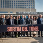 Los empresarios del movimiento #Quierocorredor hoy en la estación Barcelona Sans