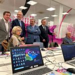 El consejero José Luis Sanz Merino visita el Espacio Cyl Digital de Ávila