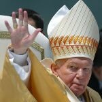 «España, tierra de María», como afirmó san Juan Pablo II al despedirse de su visita el 4 de mayo de 2003 en la Plaza de Colón de Madrid