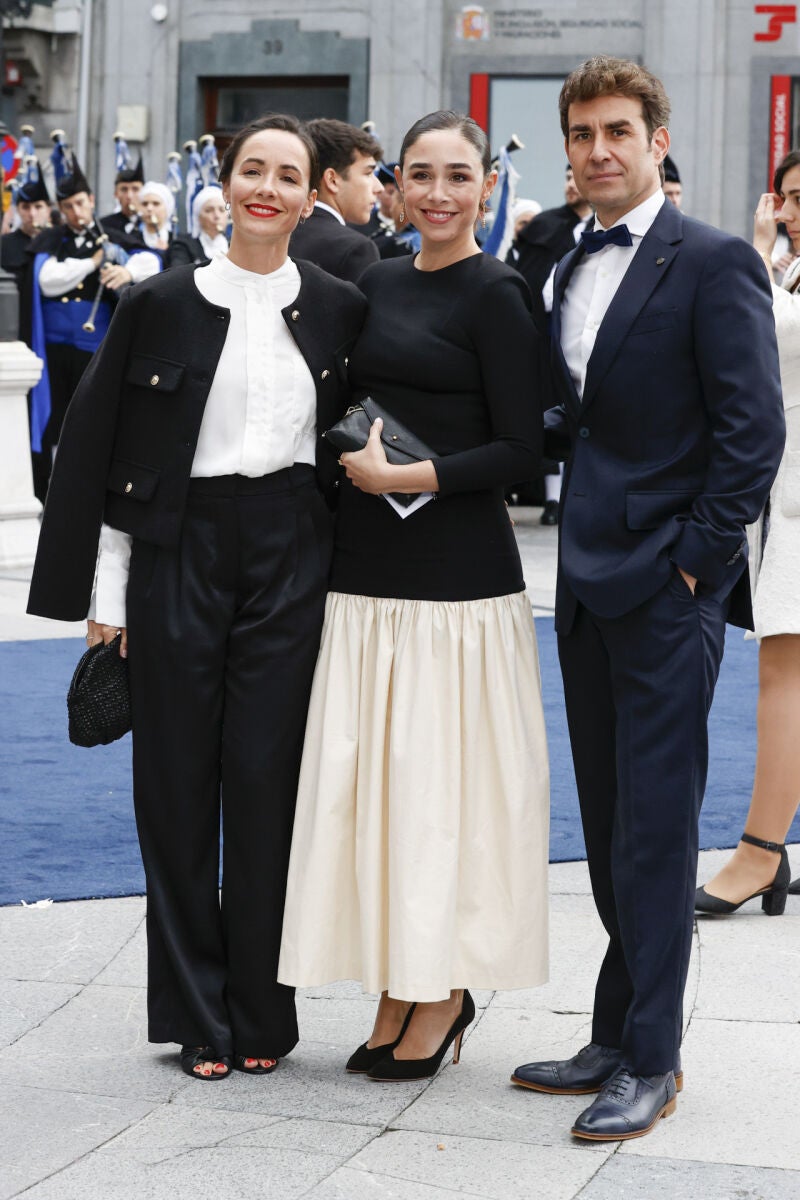 Candela y María Serrat.