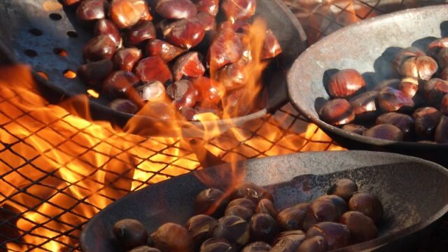 Castañas al fuego. 