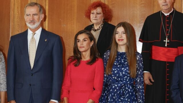 Los looks en Oviedo de la familia real.