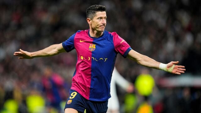 Robert Lewandowski celebra su gol frente al Real Madrid. 