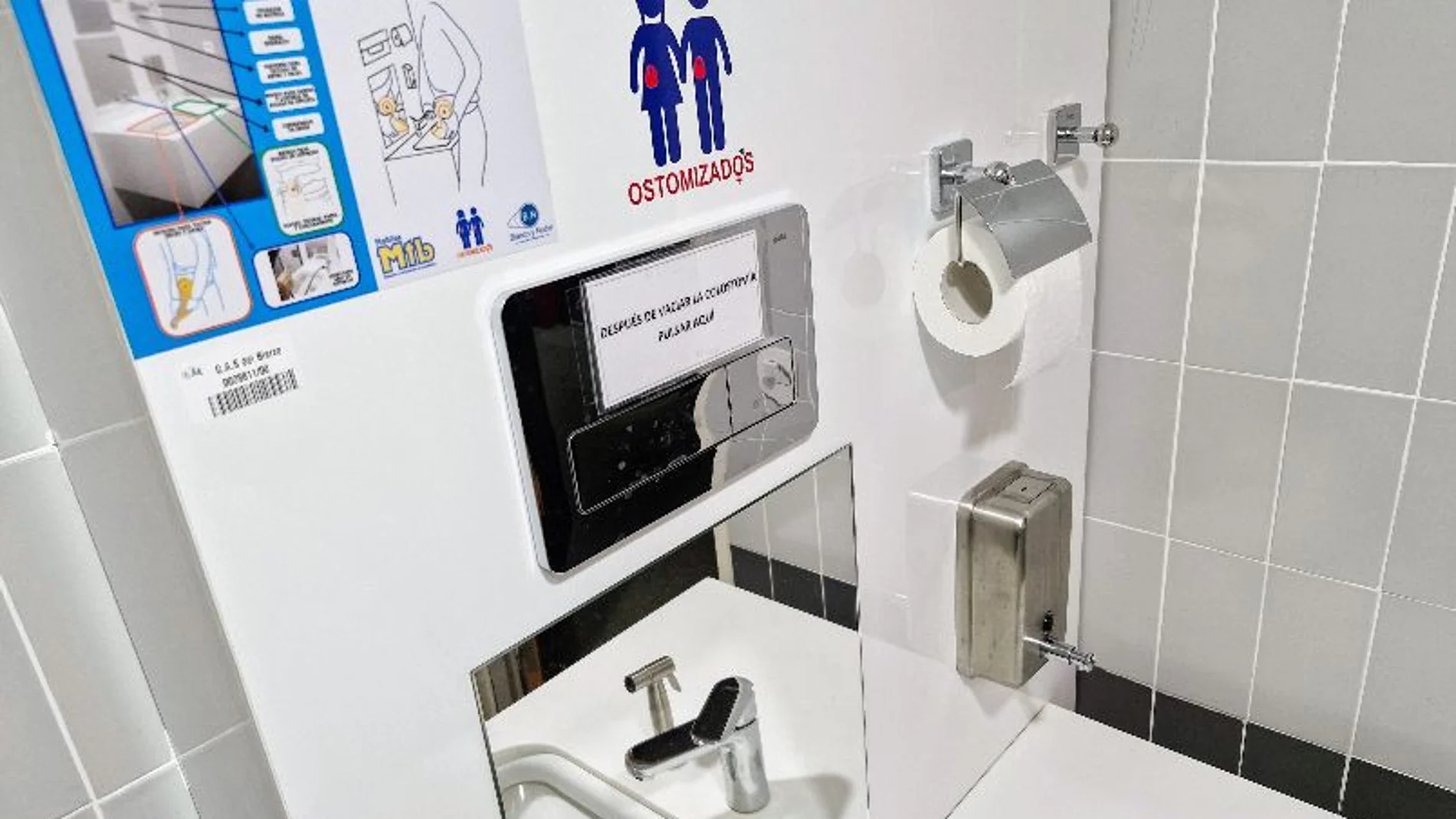 Aseo en el Hospital del Bierzo para personas ostomizadas,