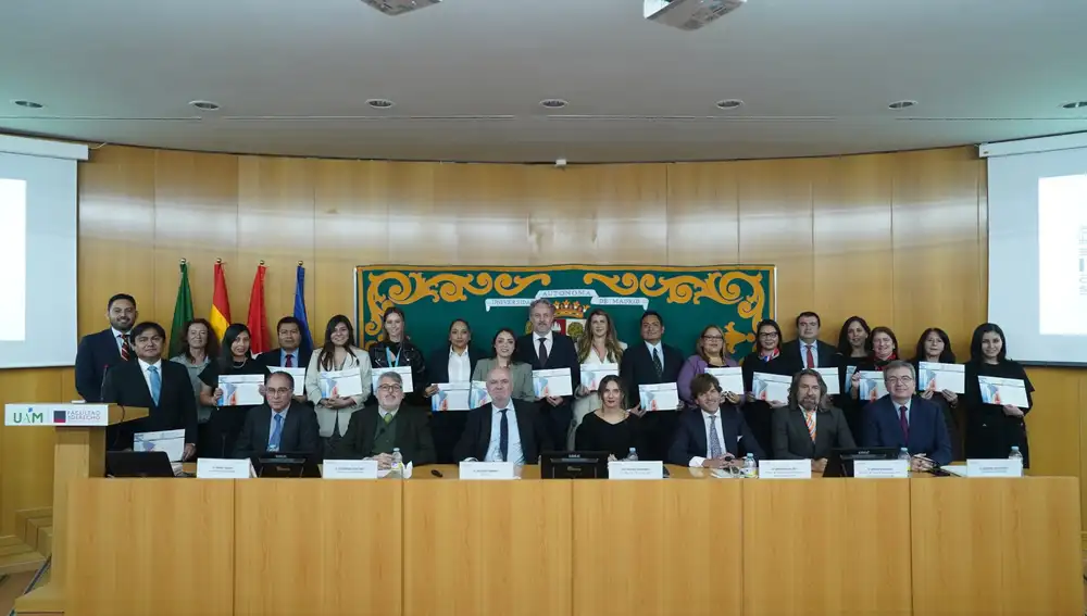 Participantes del XXIV curso Anual de Derecho Registral Inmobiliario, CADRI