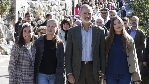 La Princesa Leonor con look casual-chic.