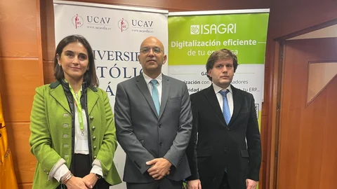 Jornada celebrada por la UCAV bajo el título “Estrategias Digitales en el Agro: retos y soluciones para agricultura, vitivinicultura y ganadería”