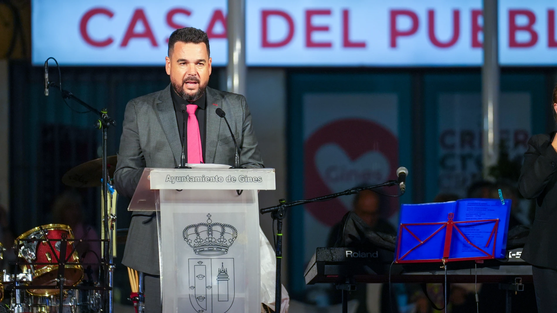 El alcalde socialista de Gines