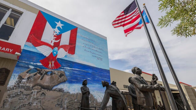 Monumento a la Constitución en Puerto Rico