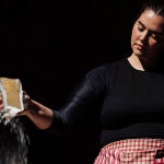 El Maldà de Barcelona combina teatro y cocina en 'Man mano, il tempo scorre'