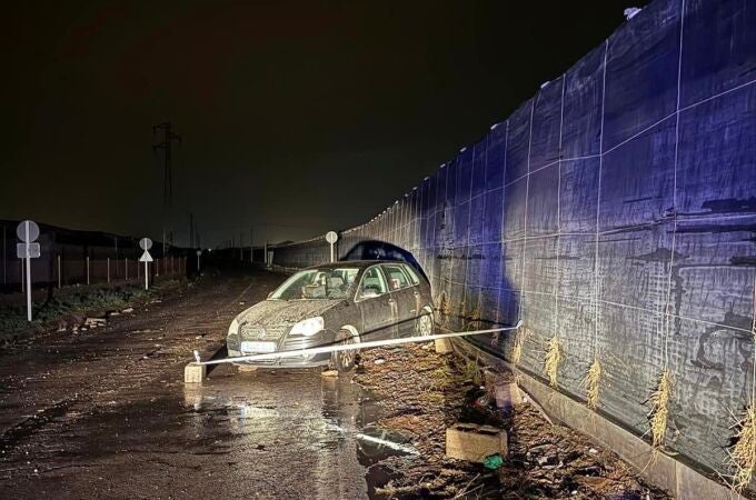 Estado de uno de las carreteras de El Ejido (Almería) con acceso a la zona de los invernaderos