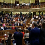 El Congreso guarda un minuto de silencio por las víctimas en las inundaciones en Valencia