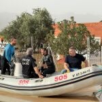 AMP.- Temporal.- Cullera rescata a 50 personas en las últimas horas por el desbordamiento del Júcar