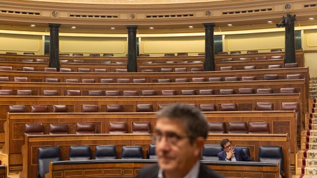 El PSOE defiende en el Congreso que las autonomías vigilen más los pisos turísticos irregulares 