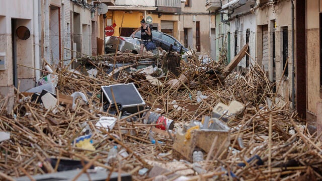 La alcaldesa de Paiporta confirma al menos 34 fallecidos en su municipio por la dana