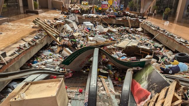 Bajada al aparcamiento del Centro Comercial Bonaire