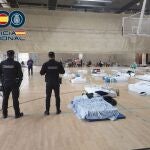 Temporal.- La Policía rescata a personas atrapadas en vehículos y a otras arrastradas por el agua en la DANA en Valencia