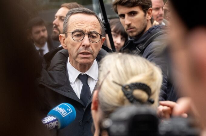 The French Minister of the Interior, Bruno Retailleau, visited Rennes on November 1, 2024 to speak with residents of the Maurepas district of Rennes (Ille-et-Vilaine, France), where a number of drug-related shootings have taken place in recent weeks, one of which left a 5-year-old child with serious head injuries.