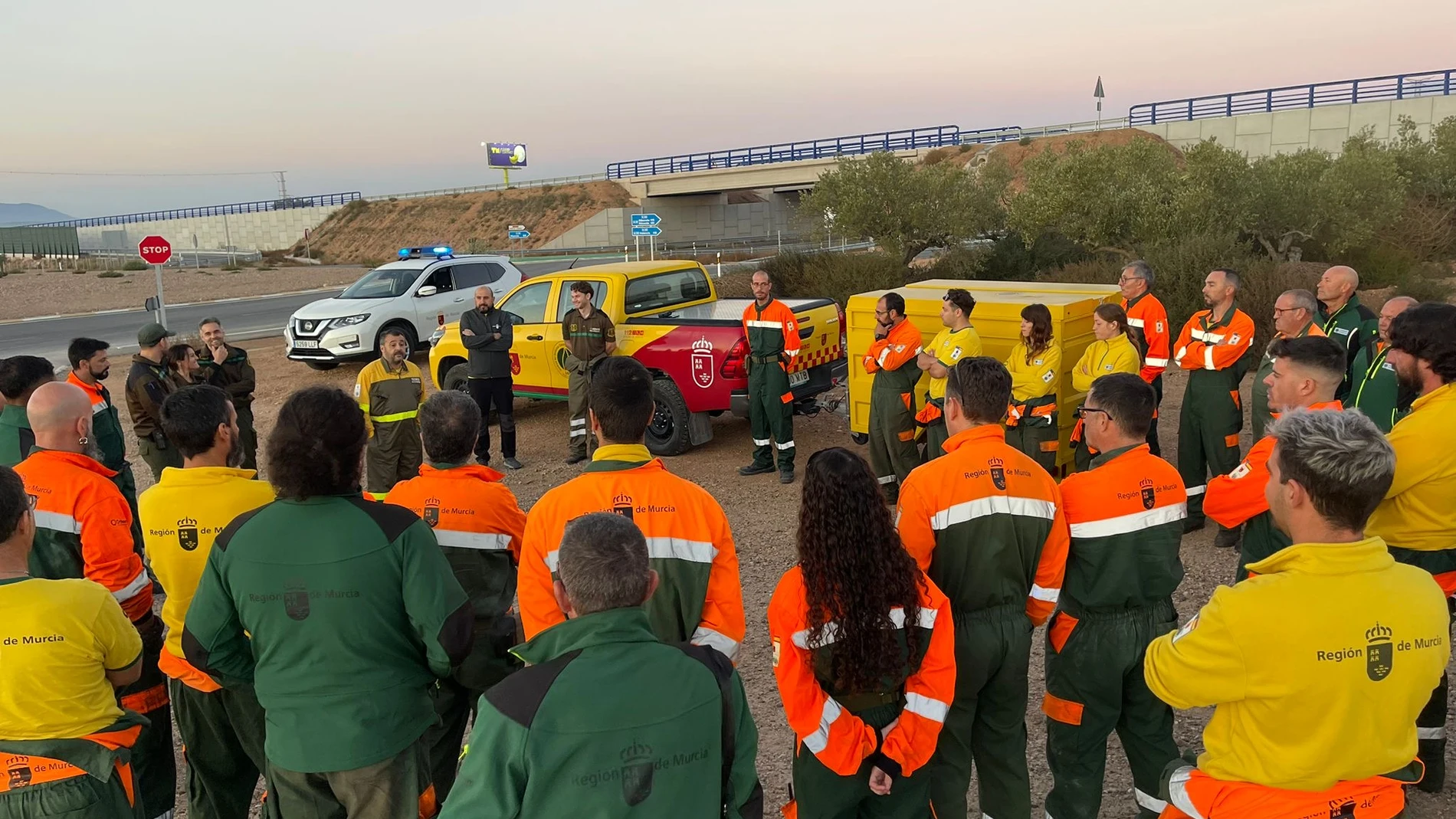 La Región envía esta mañana 60 nuevos efectivos de las brigadas forestales a la provincia de Valencia