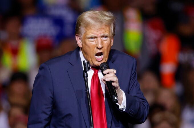 Donald Trump Campaigns in Milwaukee, Wisconsin
