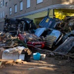 Más de 200 voluntarios de Protección Civil intervienen en Valencia por la DANA