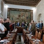 El Consejo de Gobierno de la Universidad de Salamanca guarda un minuto de silencio por los damnificados por la DANA