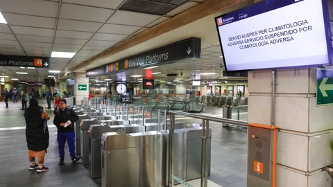 Renfe suspende el servicio de Rodalies en toda Cataluña por las fuertes lluvias