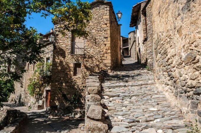 Este pueblo medieval en el Pirineo aragonés tiene 1.000 años de historia y es digno de visitar 