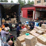 Toledo envía su primer camión a Valencia con 20.000 kilos de comida y materiales de primera necesidad