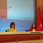 La vicepresidenta tercera y consejera de Vivienda, Juventud y Políticas Migratorias del Gobierno de Navarra, Begoña Alfaro, junto a la directora general de Vivienda, Elga Molina