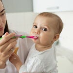 El alimento que tu bebé no puede comer hasta cumplir 2 años