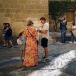 Varios turistas en el Museo Picasso Málaga