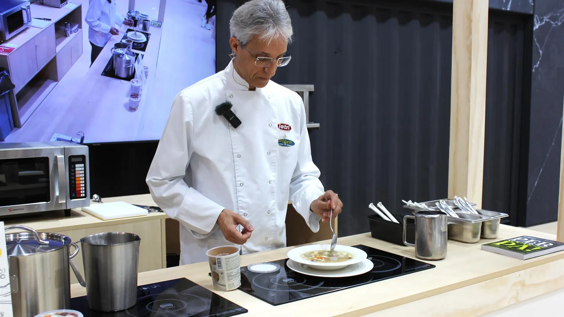 Se presenta una escudella catalana lista en tres minutos al Gastronomic Forum Barcelona
