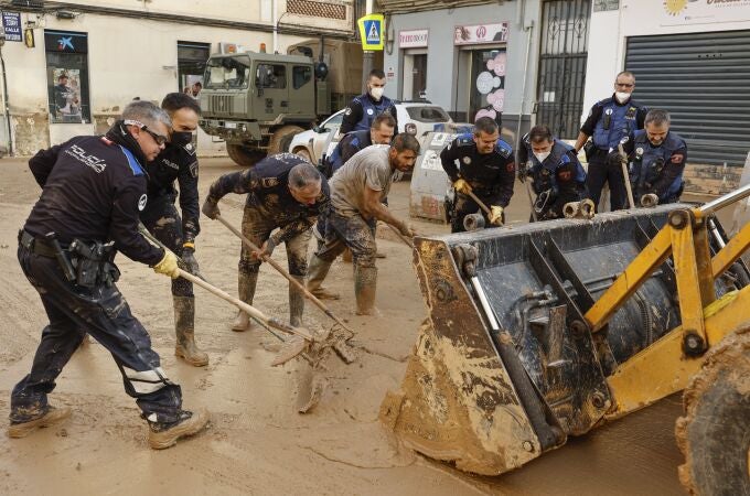 Banco Santander se suma a la ola de solidaridad con los damnificados por la DANA de Valencia 