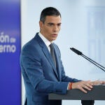Pedro Sánchez da una rueda de prensa tras el Consejo de Ministros