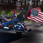 Motoristas muestran su apoyo al republicano Donald Trump