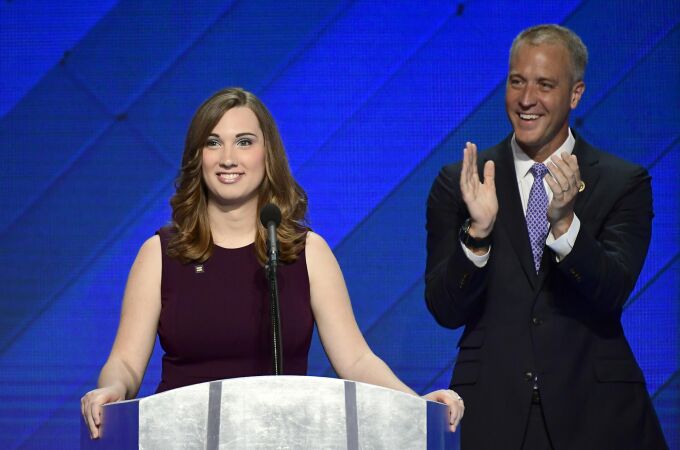 EEUU.- La demócrata Sarah McBride, primera mujer transgénero en conseguir un escaño en el Congreso de EEUU