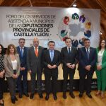 El consejero de la Presidencia, Luis Miguel González Gago, inaugura las jornadas organizadas por la Diputación de Valladolid, junto a los presidentes Conrado Íscar y Carlos García